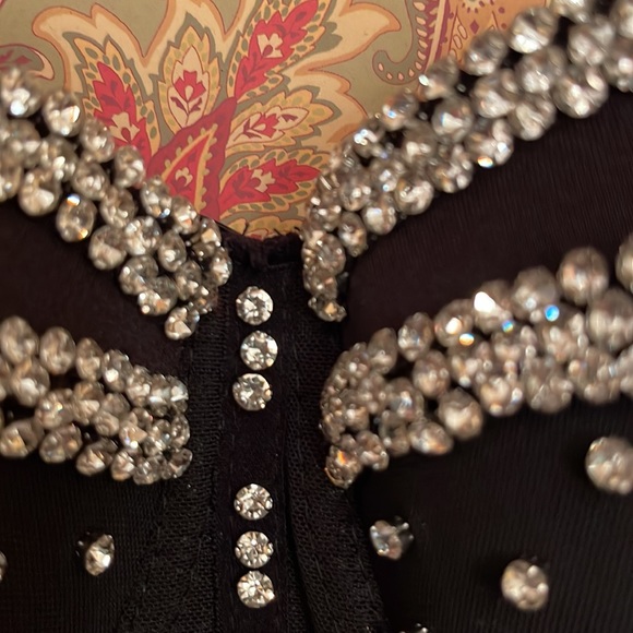 Rhinestone sexy girls night out on the town top. This is preowned hardy used. - Picture 2 of 9